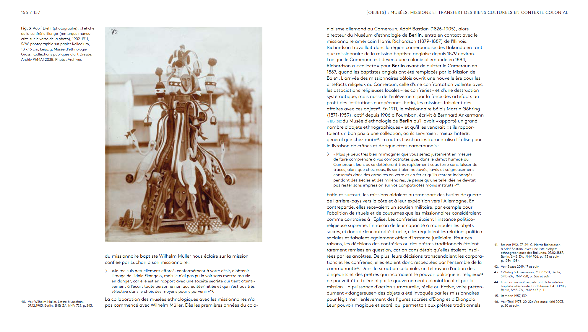 double-page du livre sur le thème des objets volés